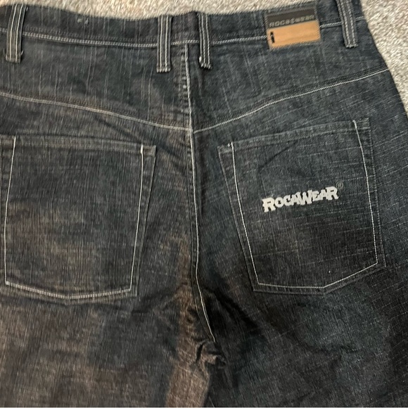 OG Rocawear Shorts - Picture 7 of 8
